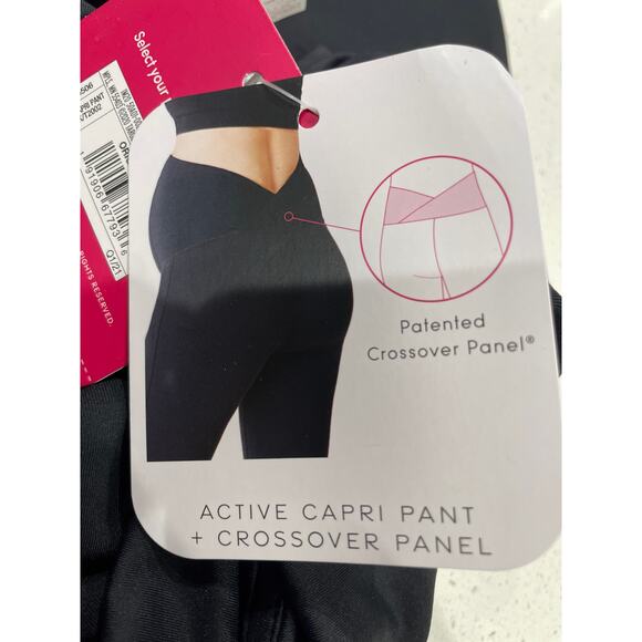 Isabel Maternity Pants Over Belly Active Capri Leggings Pants Small Black NWT - Picture 6 of 9